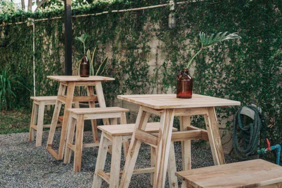 Хостел Yoji House And Cafe Ban Wiang Экстерьер фото